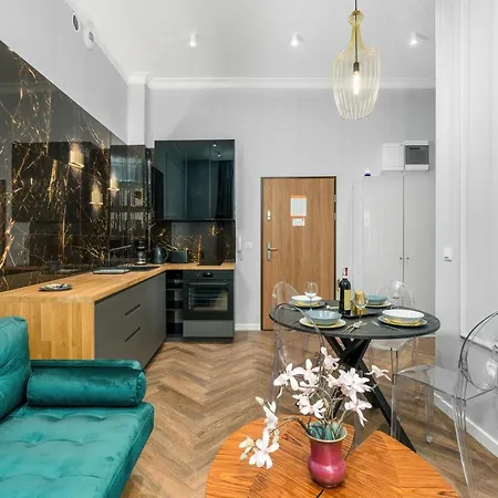 Central Apartments Garbary By Noclegi Renters Poznan Exterior photo