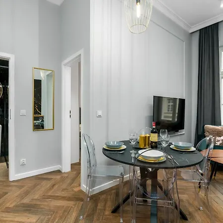 Central Apartments Garbary By Noclegi Renters Poznan Exterior photo