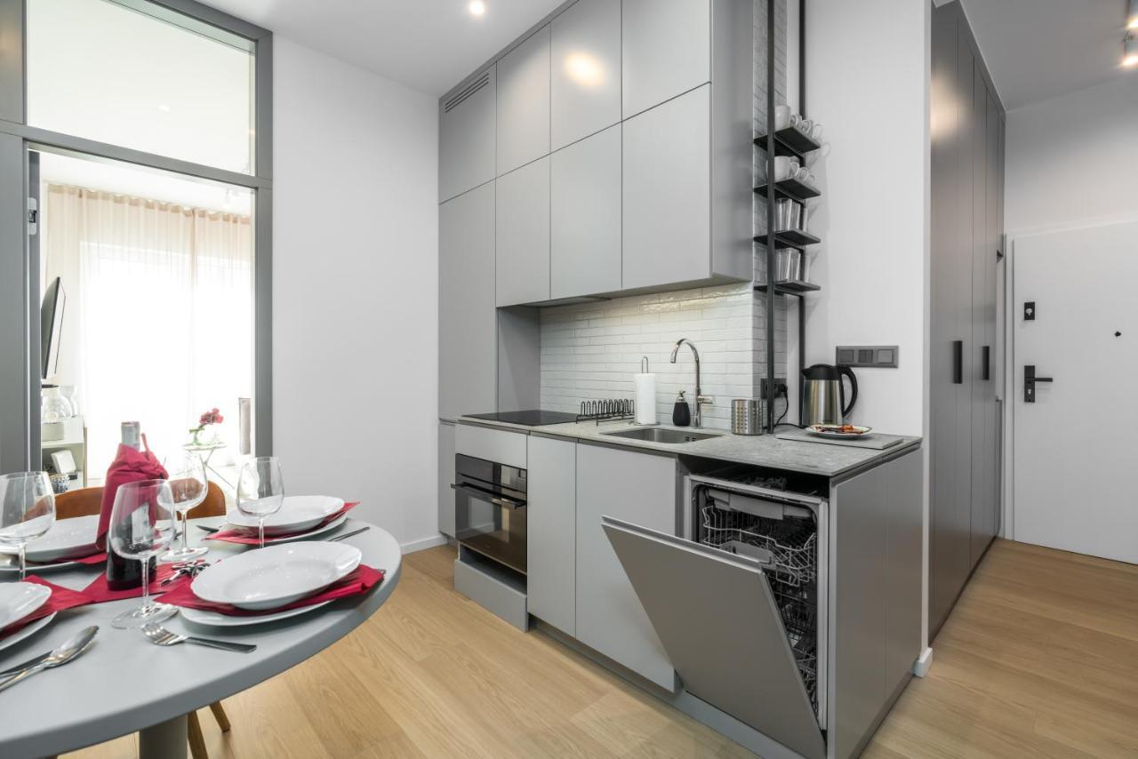 Apartment Garbary By Renters Poznan