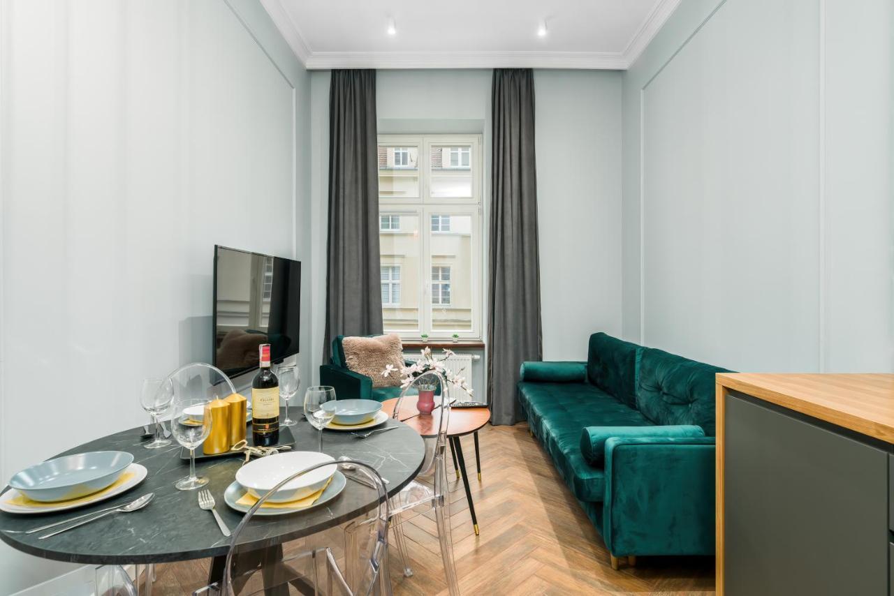 Apartment Garbary By Renters Poznan